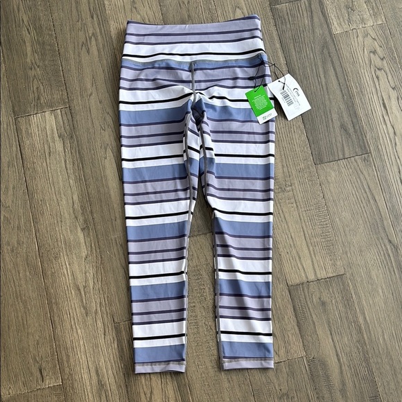 Zyia | Active Purple Horizon Stripe Light n Tight High Rise Leggings Size 4 - Picture 2 of 11
